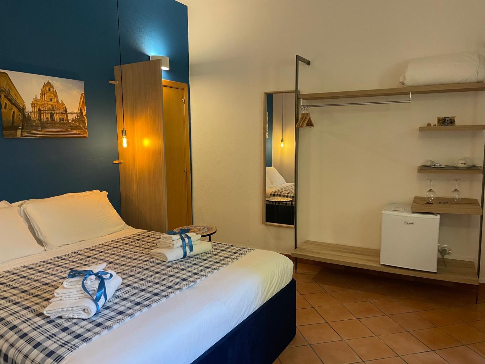 Bnb San Barnaba Catania Luaran gambar