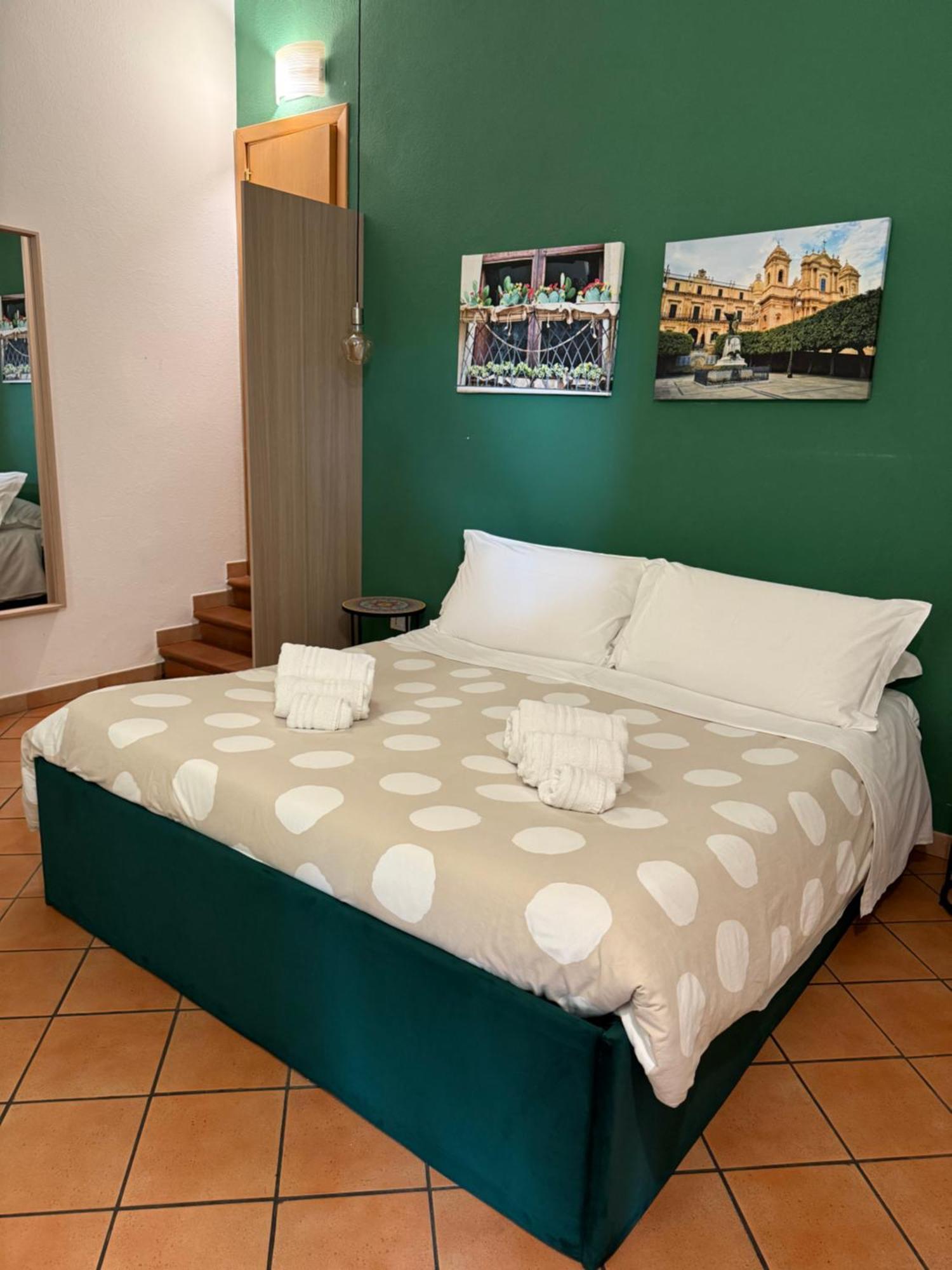 Bnb San Barnaba Catania Luaran gambar