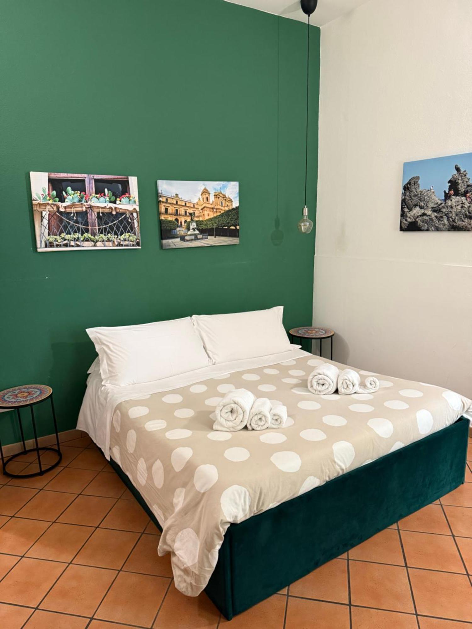 Bnb San Barnaba Catania Luaran gambar